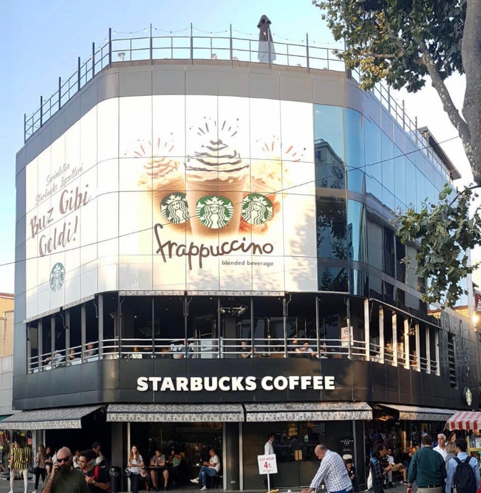 Starbucks Mağazaları 15 Yıldır  Mitsubishi Heavy ile Konfor Buluyor